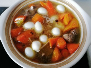 寒冬暖食~胡萝卜羊肉砂锅煲 