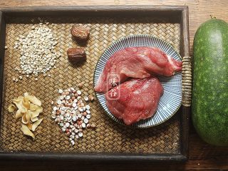 夏日消暑健胃靓汤~茨实节瓜汤 