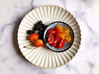 水果麦片酸奶碗 