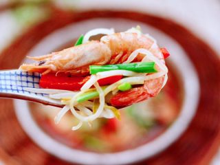 绿豆芽炒红虾 